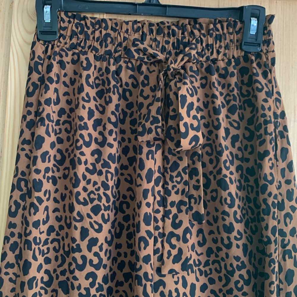 Sienna Sky cheetah oriented wide leg boho hippy pants size XS - Picture 3 of 4